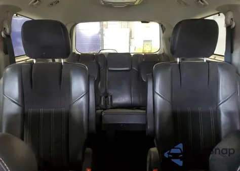 2014 Chrysler Town & Country Touring L z USA, uszkodzony, nr VIN 2C4RC1CG7ER412605